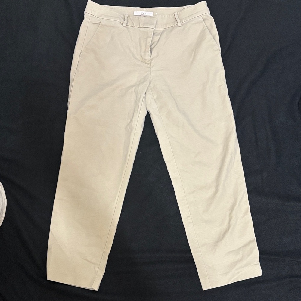 LOFT Women’s Khaki Pants Size 4 Slim Fit Chino